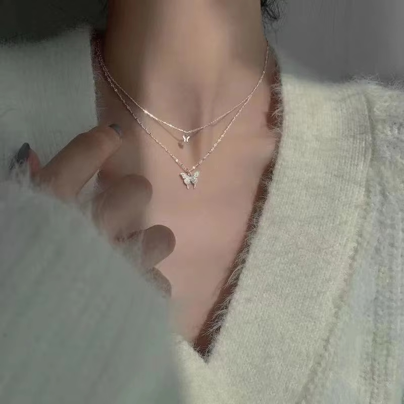 Butterfly Clasp Deployant - New Shiny Butterfly Necklace Ladies Exquisite
